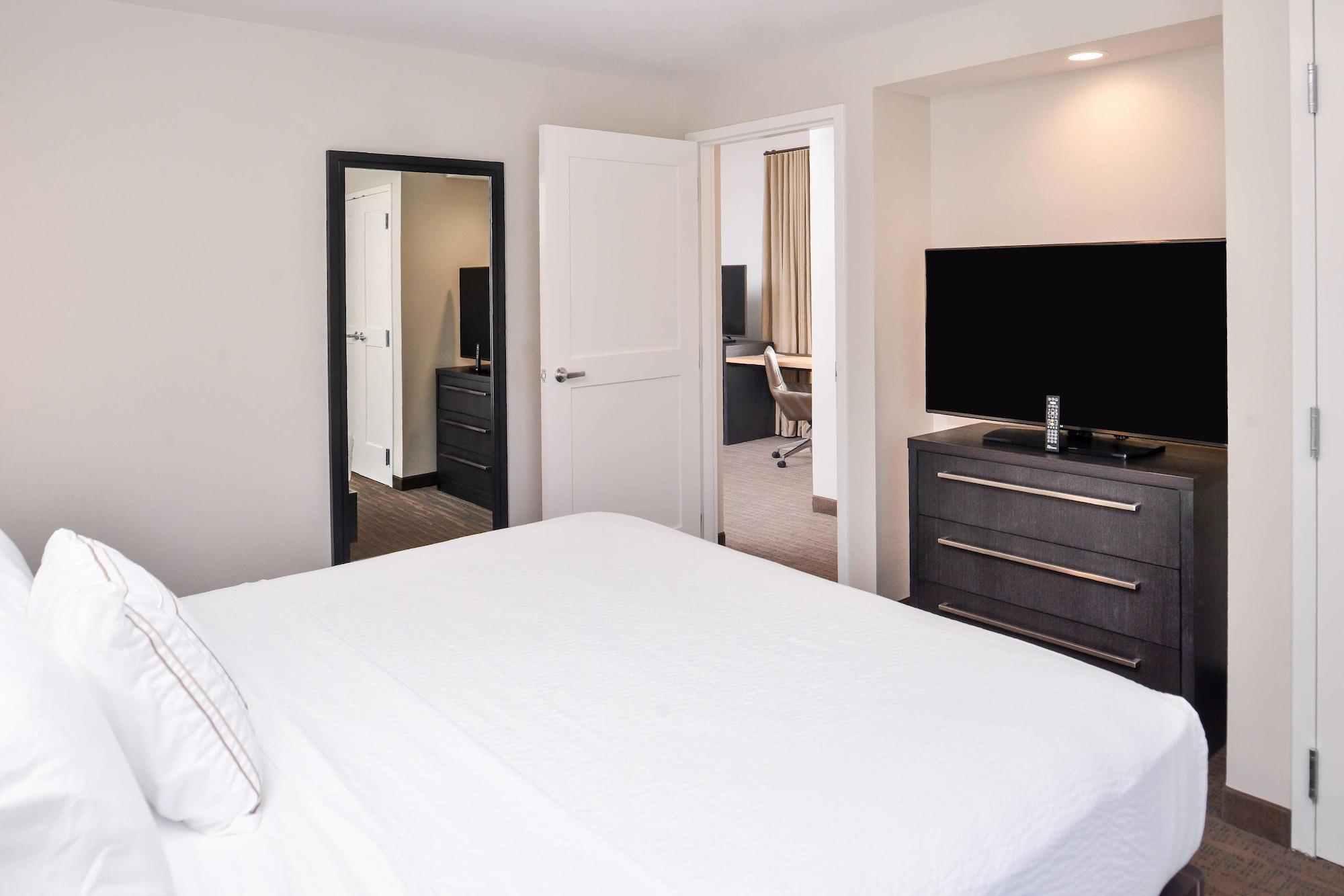 Residence Inn By Marriott Charlotte Northlake Bagian luar foto