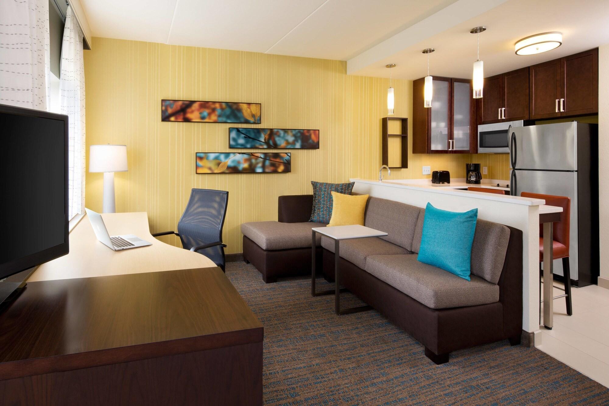 Residence Inn By Marriott Charlotte Northlake Bagian luar foto