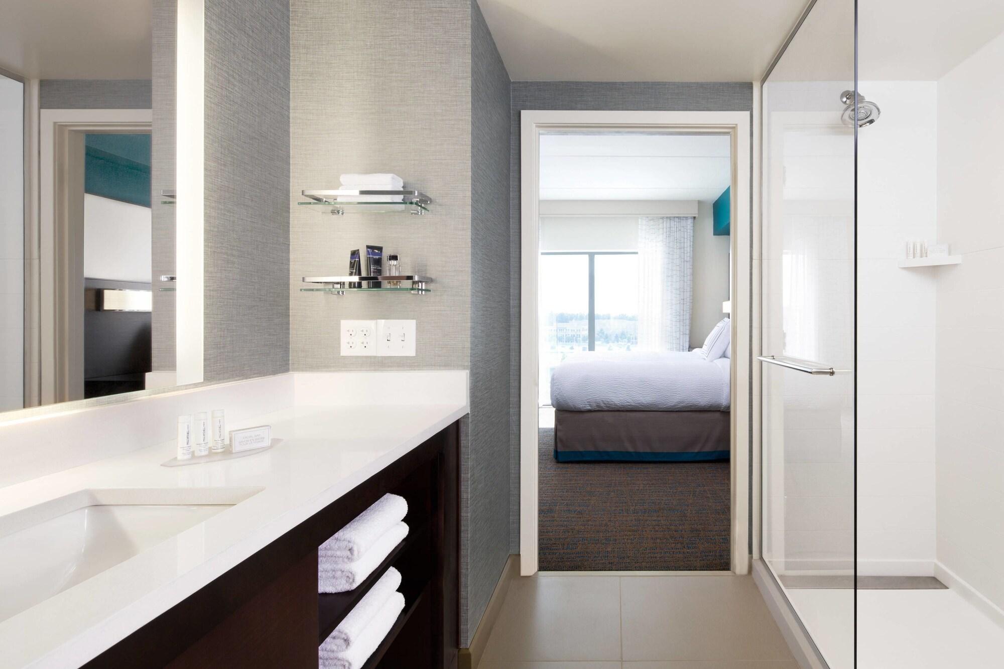 Residence Inn By Marriott Charlotte Northlake Bagian luar foto