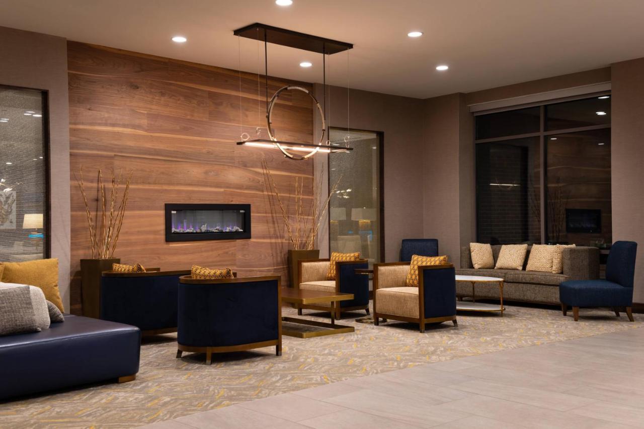 Residence Inn By Marriott Charlotte Northlake Bagian luar foto