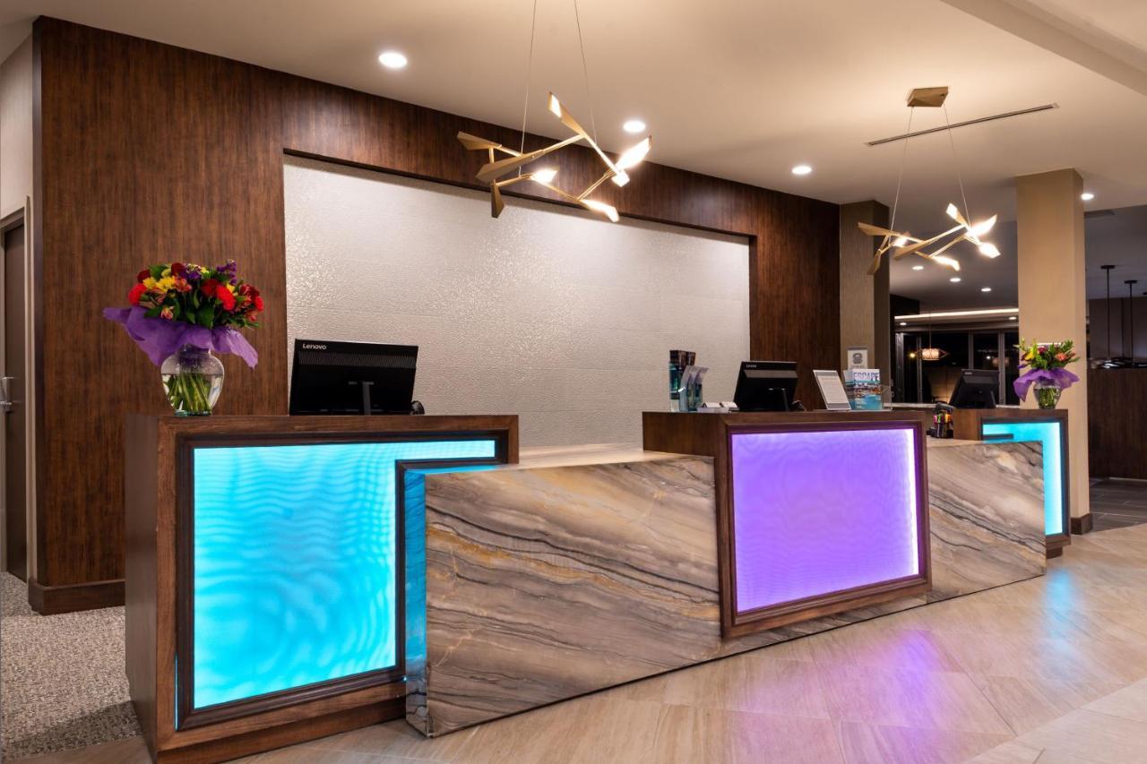 Residence Inn By Marriott Charlotte Northlake Bagian luar foto